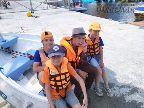 10d120f6.ID Photo.054550